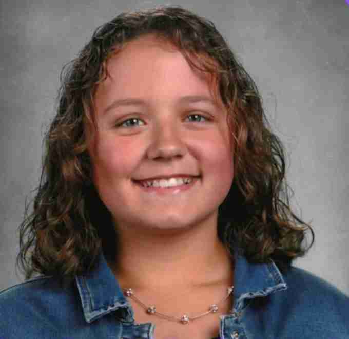 Smiling middle school Falcon View Online student, highlighting personalized and supportive online education in Minnesota.